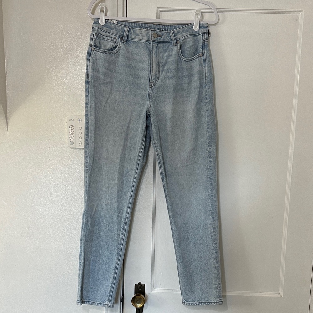 American Eagle Mom Jeans